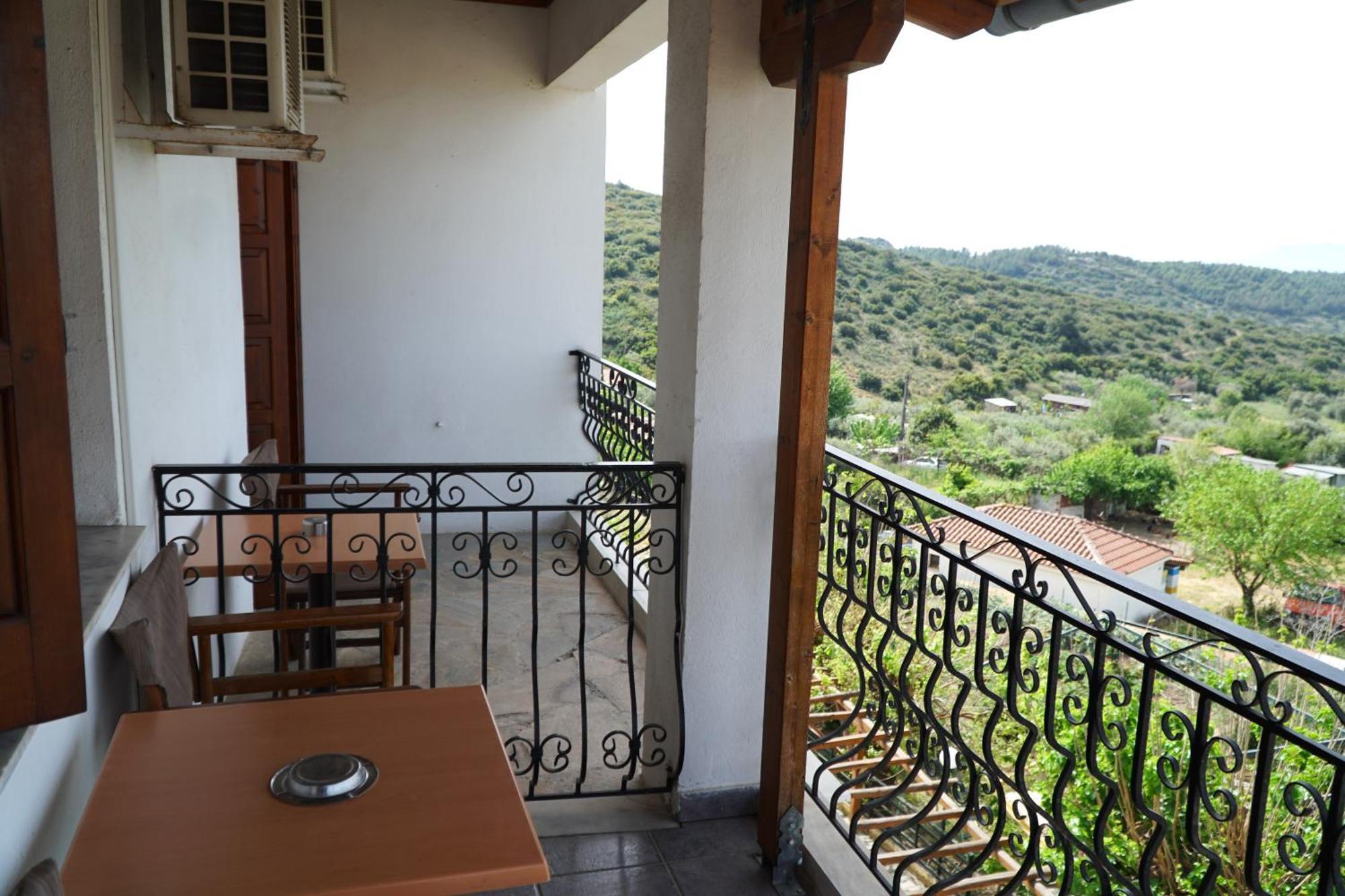 Hotel Defkalion Alli Meria Exterior foto